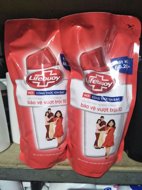 Túi Lifebuoy   sữa tắm bảo vệ  khỏi vi khuẩn  850g.