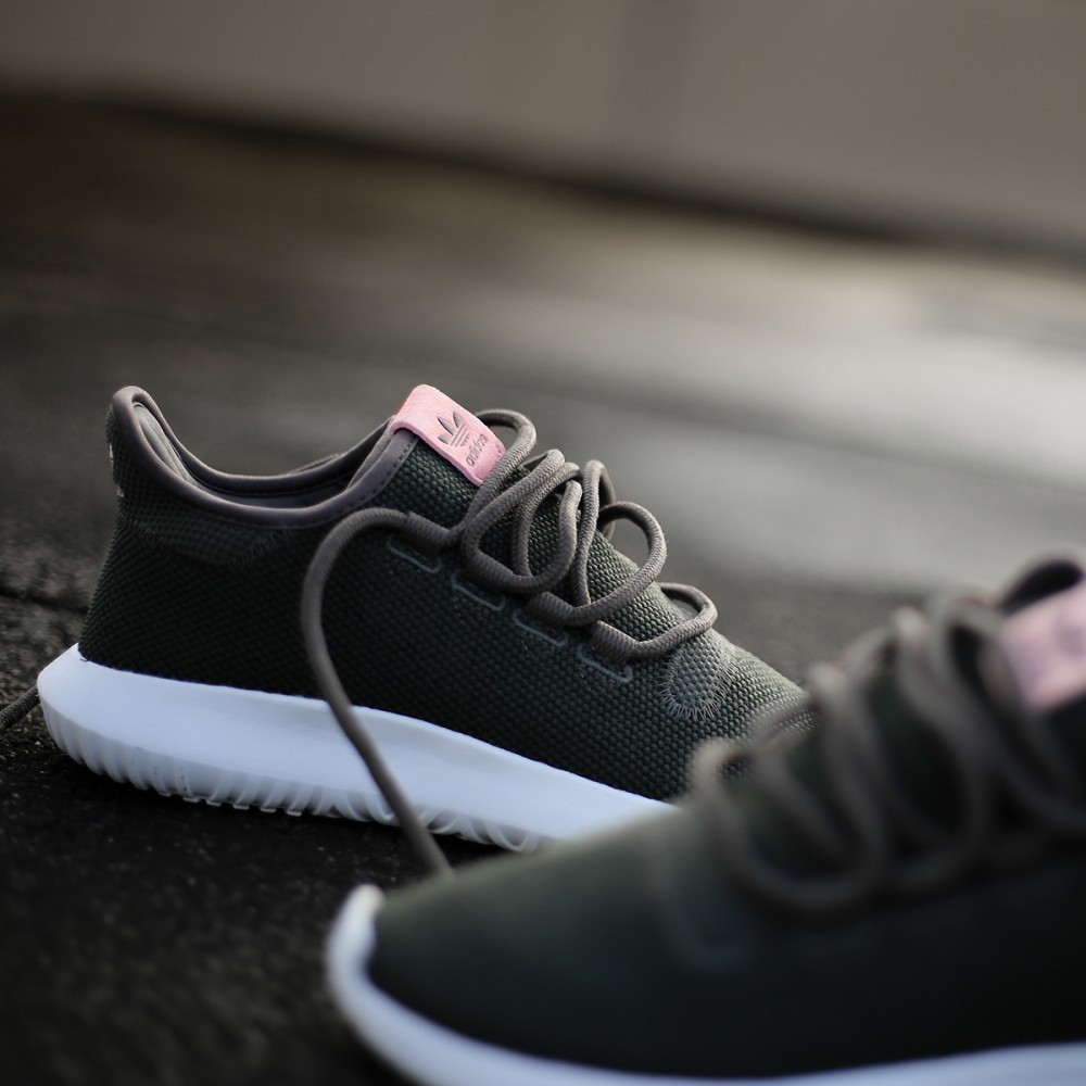 adidas tubular shadow xanh rêu