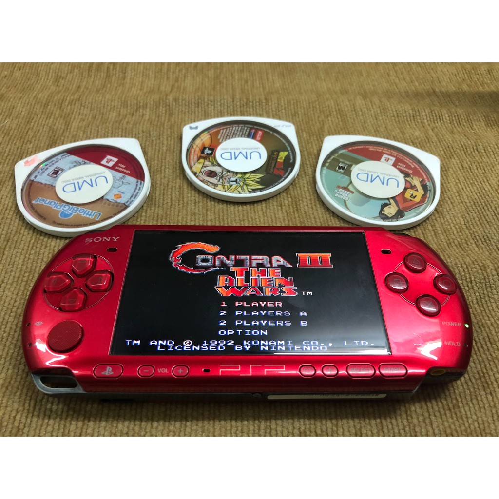 Máy PSP 3000 tặng thẻ nhớ 32GB 30 GAMES và 3 đĩa umd