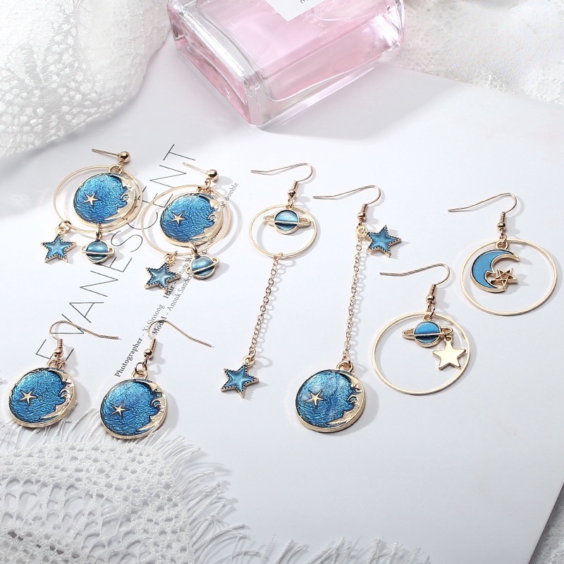 Khuyên Tai Tua Rua Dài Không Đối Xứng Hình Hành Tinh Xanh Dương Và Hành Tinh Nhỏ Tươi Mới Cá Tính Thời Trang