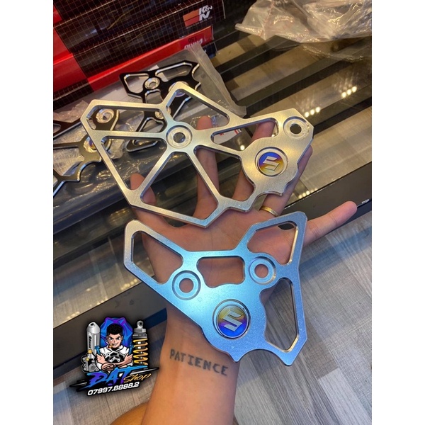 Nẹp sườn CNC Raider Satria tặng kèm tem titan