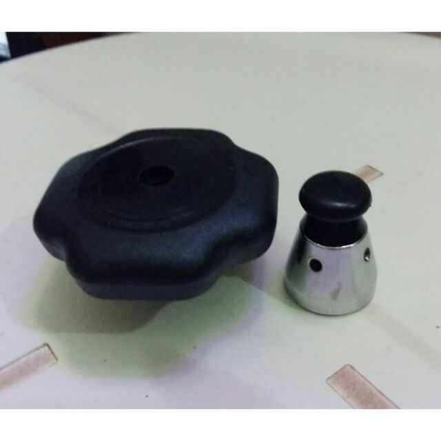 Combo 1 núm vặn và 1 van xả hơi nồi áp suất gas