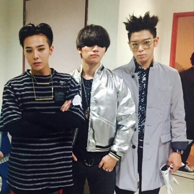 Áo Gdragon BIGBANG kẻ sọc ngang họa tiết - SẴN HÀNG
