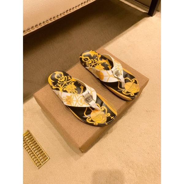 Dép tông nam sang trọng hiệu Versace in 3D chất liệu nguyên bản thiết kế cổ điển hoa lá đế êm