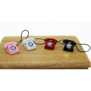 Điện thoại cho búp bê