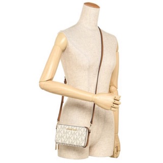 Vip Sale Túi / clutch đeo chéo M k sang chảnh