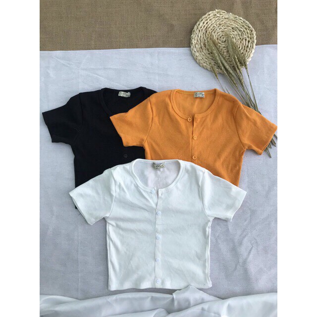 áo croptop trơn hàng nút xinh hot hit tôn dáng siêu hot