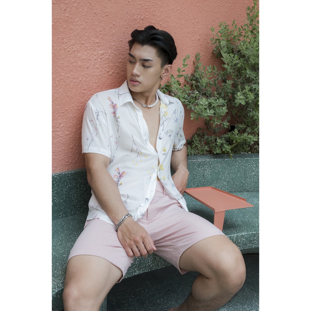 Áo sơ mi họa tiết hoa tay ngắn đi biển thời trang | BigBuy360 - bigbuy360.vn