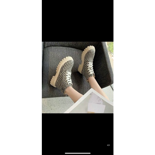 [Hot] Giày bốt cổ cao đế thô 5 phân chất lắm luôn