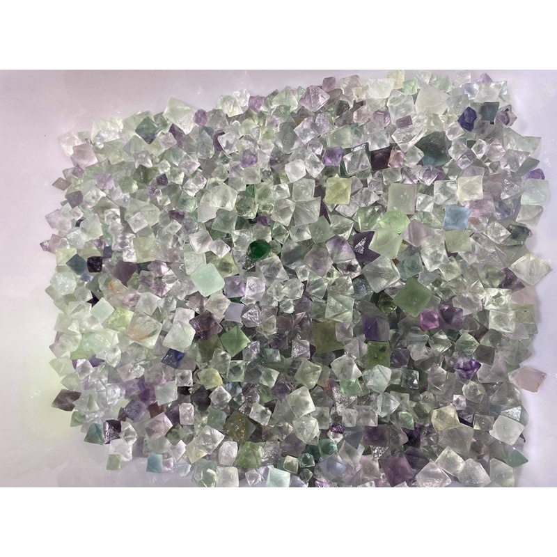 100gram Flourite bát giác