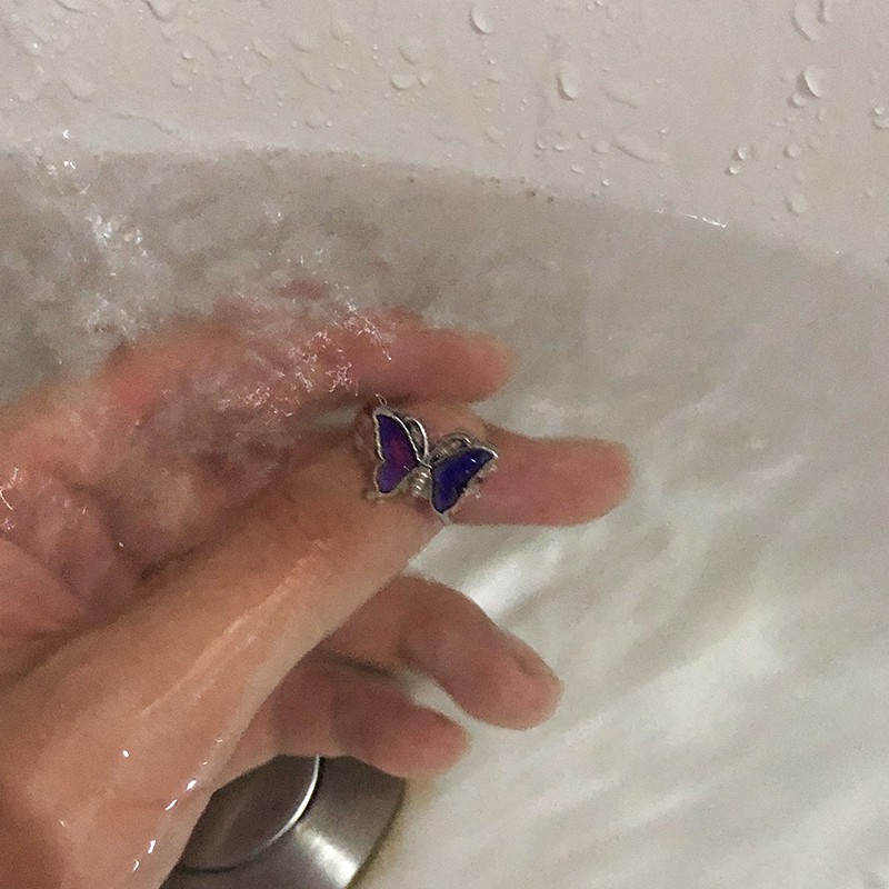 Nhẫn Thời Trang Hình Bướm Có Thể Điều Chỉnh Nhiệt Độ