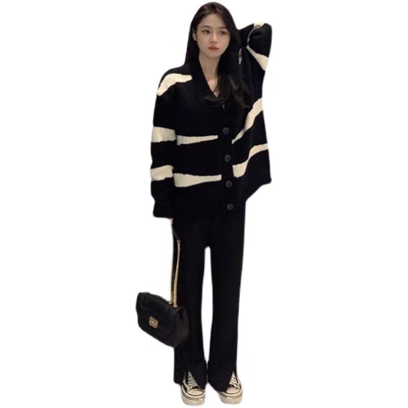 Cardigan Nữ Ulzzang Len GUMAX, Áo Khoác Len Hàn Quốc Phong Cách Trẻ Trung Cá Tính