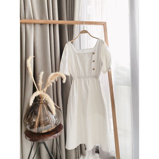 ĐẦM MIDI TRẮNG CỔ VUÔNG NÚT LỆCH BO EO