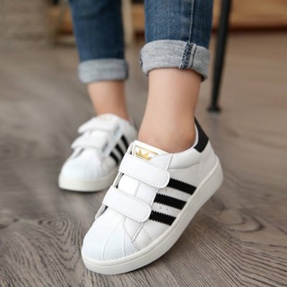 Giày thể thao đế kếp siêu nhẹ