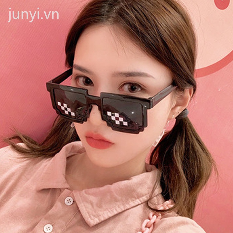 Mắt kính vuông pixel mosaic phong cách thug life hai chiều vui nhộn cá tính hiphop dành cho nam nữ