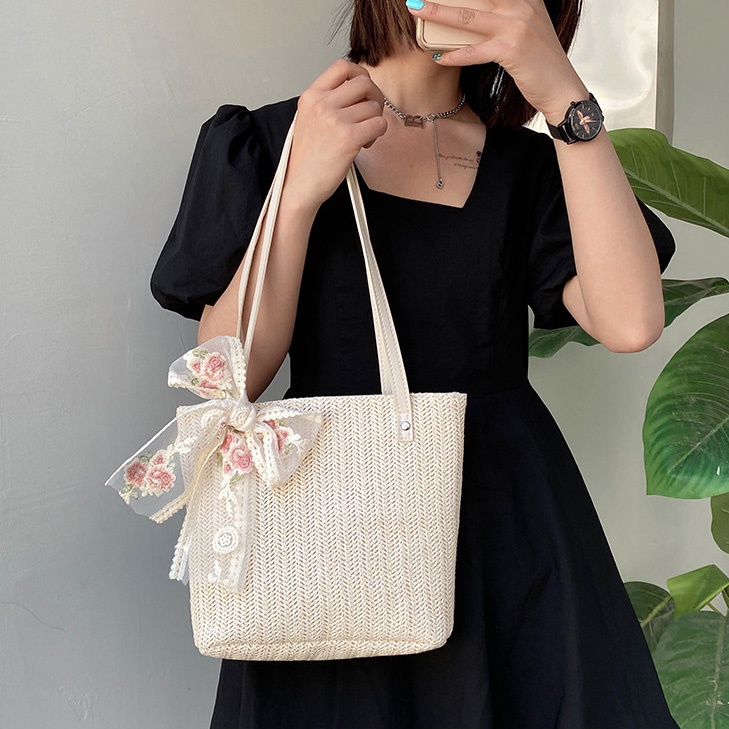 Túi Cói Vuông Quai Da Phối Vải Nơ Hoa Đỏ