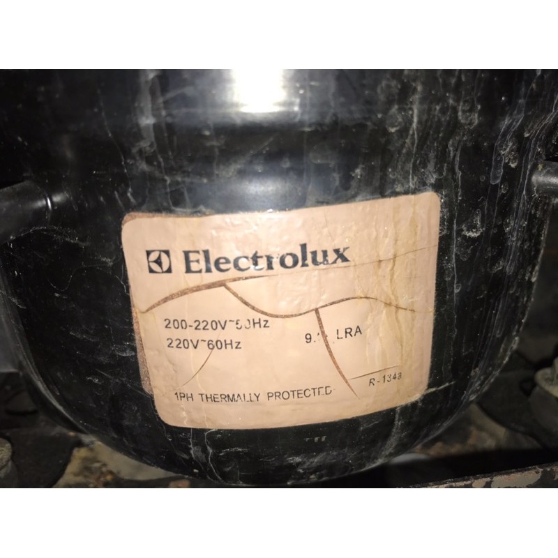 Tủ lạnh Elextrolux 219 lít