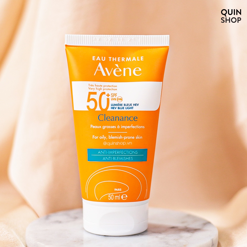 Kem Chống Nắng Cho Da Nhạy Cảm Avene Eau Thermale SPF 50+ Sunscreen