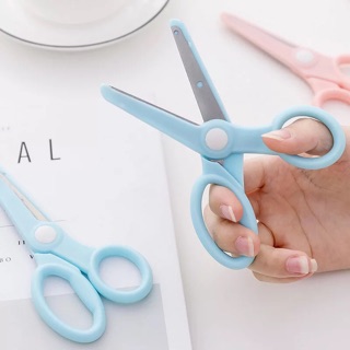 Kéo cắt giấy