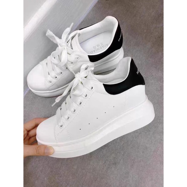 Giày thể thao đế độn 8cm quảng châu
