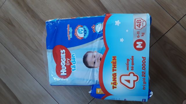 TẢ DÁN HUGGIES SIZE M (48M)