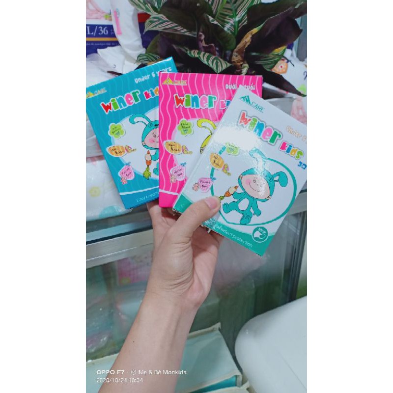 Khẩu trang trẻ em