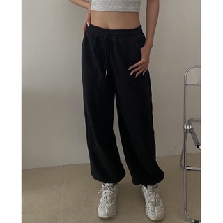 Quần sweatpants đen trắng basic Caroline Pants | Lnd