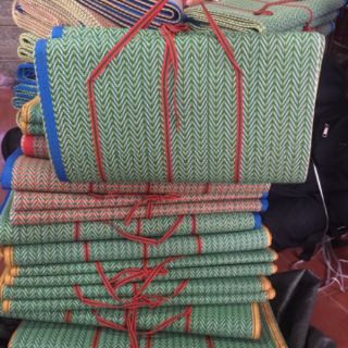 Chiếu nhựa gấp gọn cao cấp