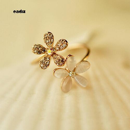 Nhẫn hở hình hoa cúc đính đá đáng yêu thời trang