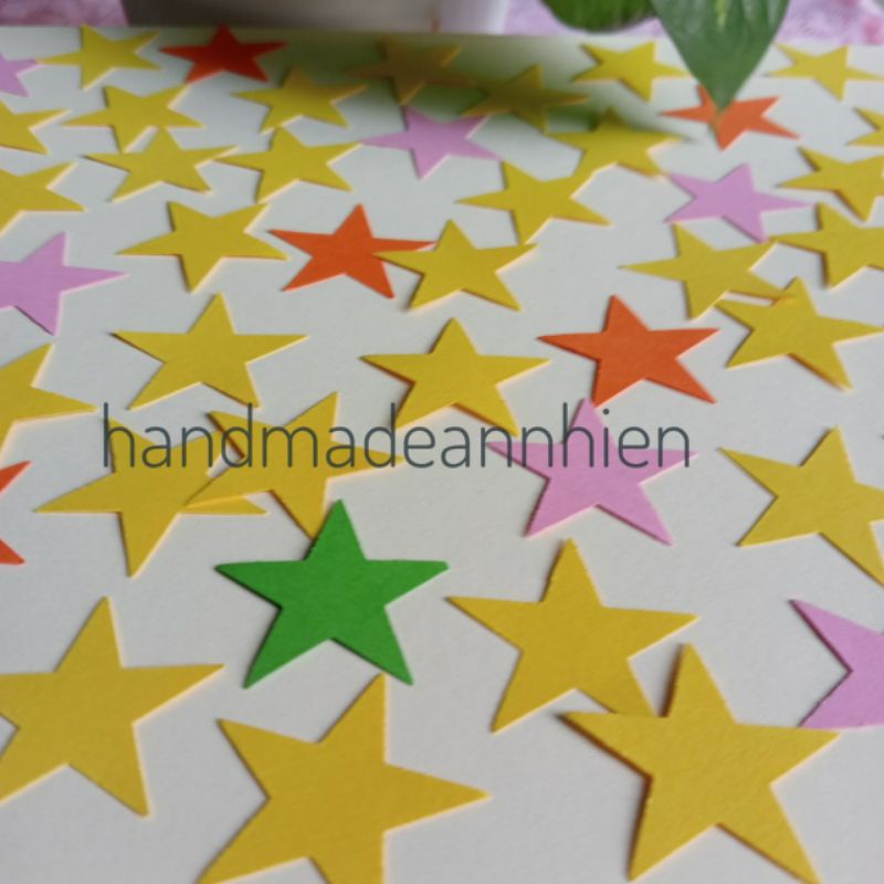 40 hình NGÔI SAO, size 3.1cm, bằng giấy màu - hình trang trí thiệp, bưu thiếp, bao lì xì, phong thư, lớp học, mầm non