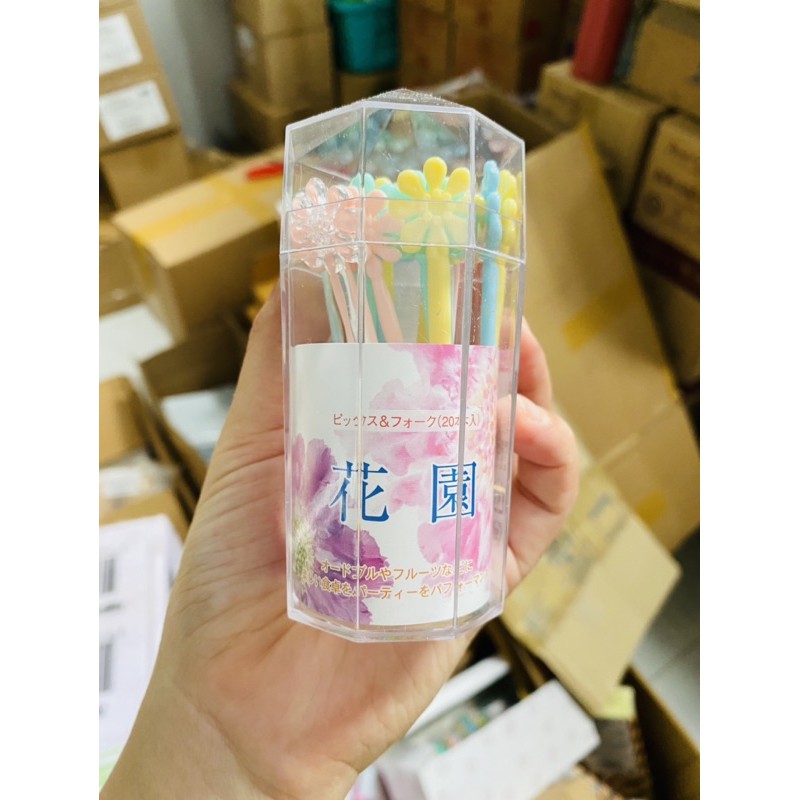 Hộp 20 nĩa ăn trái cây hình hoa hàng Nhật