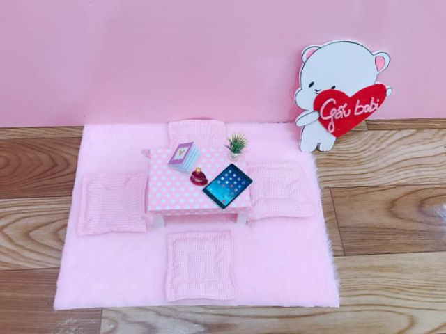 Set bàn và gối ngồi cho búp bê đủ size