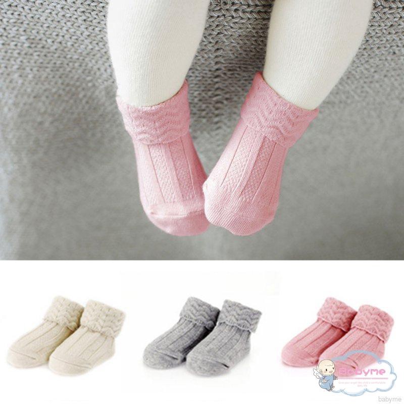 Cặp vớ cotton in chữ dễ thương cho bé gái