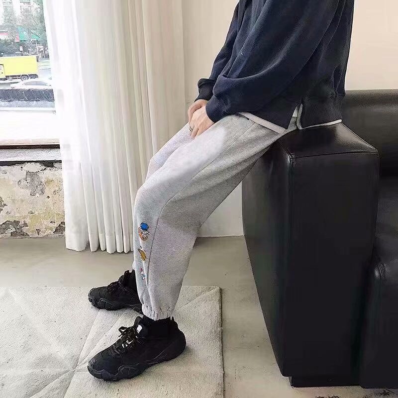 Quần Vũ Trụ ống túm jogger nỉ Unisex bigsize nam nữ mặc nhà đi học chơi du lịch giữ nhiệt mùa đông,chống nắng hè BỎ SỈ | BigBuy360 - bigbuy360.vn