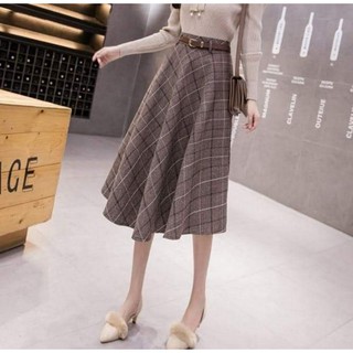 Chân váy xoè kẻ