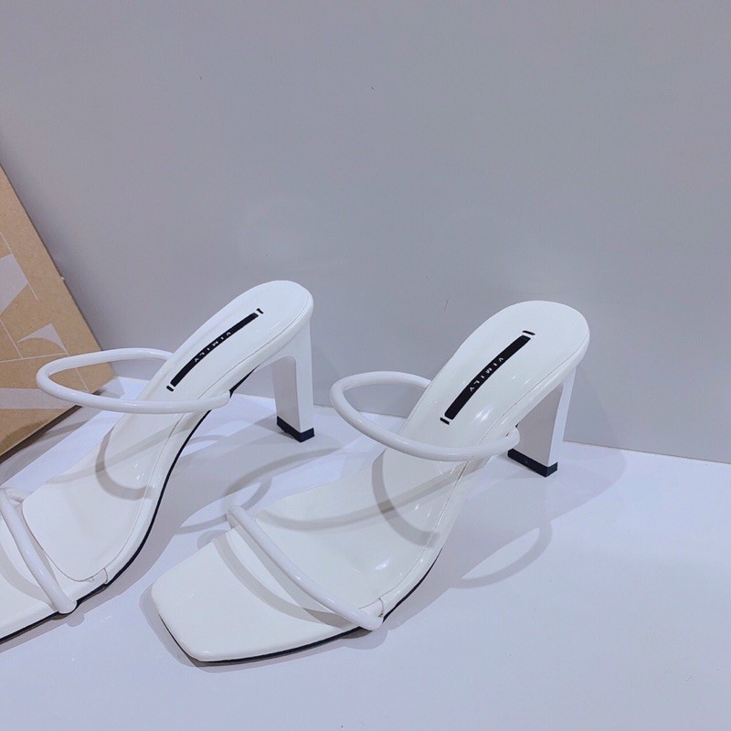 Guốc gót dẹt mảnh quai mảnh trắng đen nâu