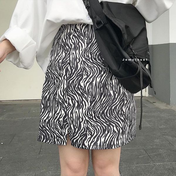 [Mã FADIRECT20 giảm 20K đơn 150K] Chân váy REA sọc vằn - 3322 ( Jem Closet ) | BigBuy360 - bigbuy360.vn