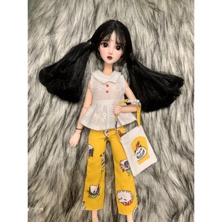 Set áo trắng quần vàng hoạ tiết size blythe,xinyi,barbie