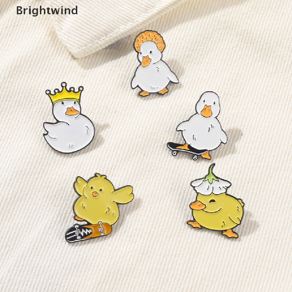 [Brightwind] Lovely Animal Enamel Pin Custom Naughty Skate Goose Duck Chicken Brooch Hot Sell