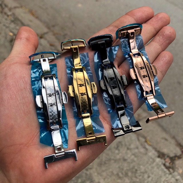 Khoá bướm đồng hồ