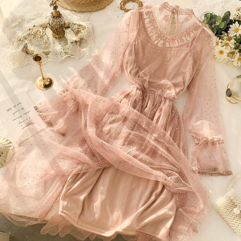 M68 - Đầm công chúa Ulzzang tay bồng eo chun viền ren bèo ngực đính đá kim sa lấp lánh