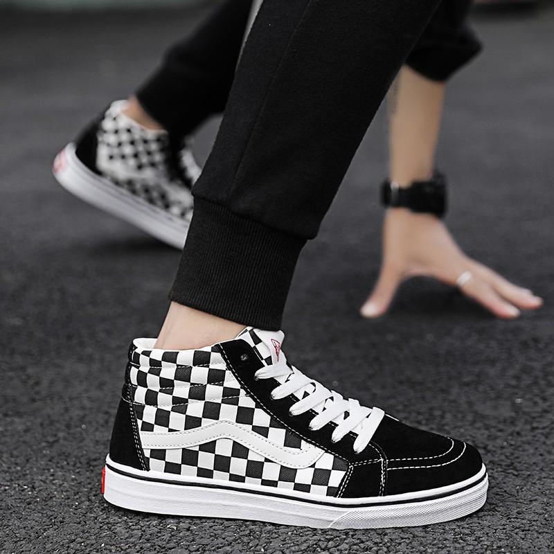 Vans Giày Thể Thao Canvas Cổ Cao Kẻ Sọc Caro Trắng Đen Thời Trang Cho Nữ