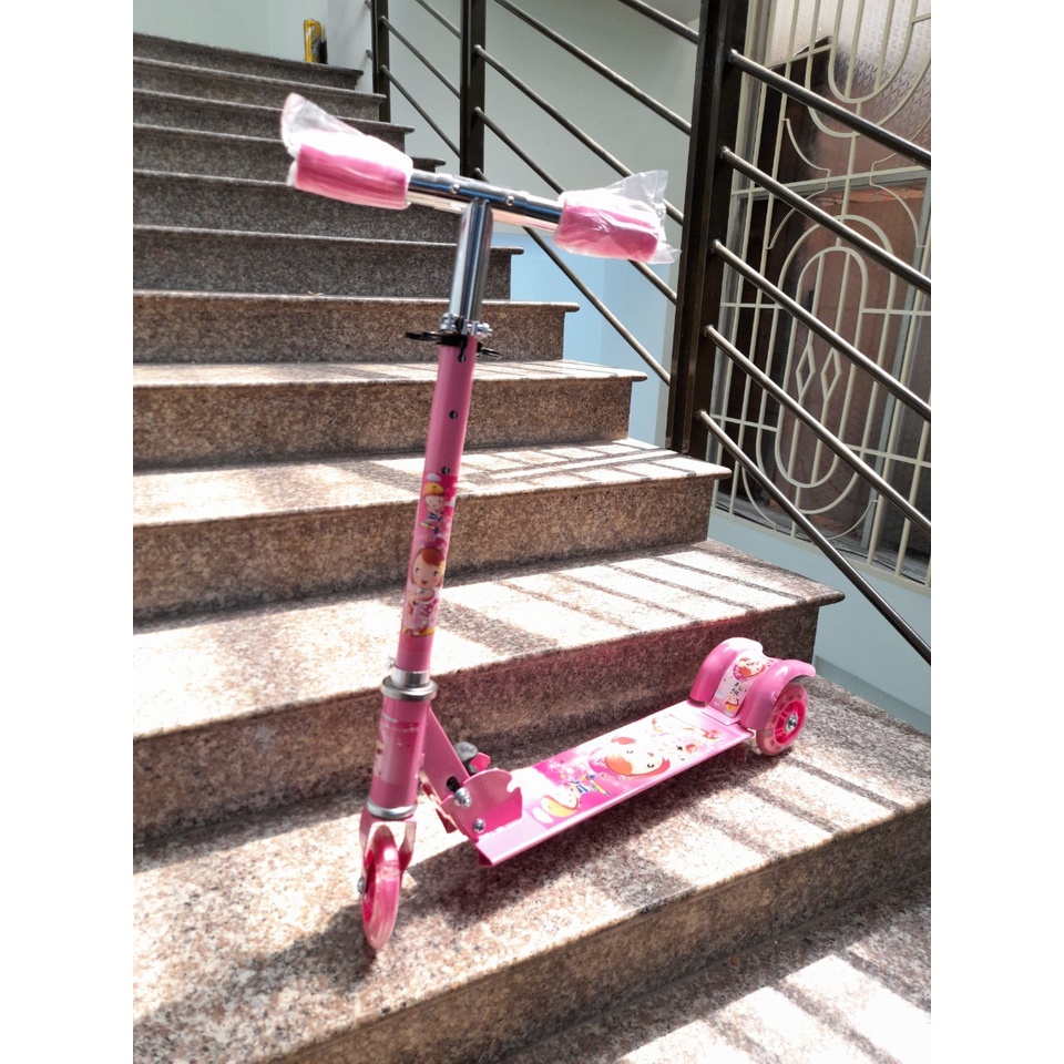 Xe trượt - Xe scooter 3 bánh phát sáng khung sắt - Cho bé 2-6 tuổi