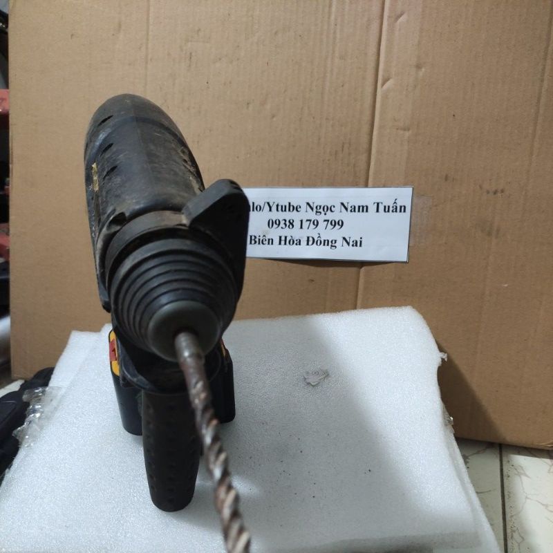 KHOAN BETONG national 6813 chạy pin 24V