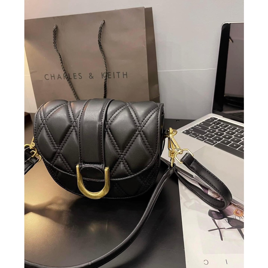 Túi xách đeo chéo nữ giá rẻ đẹp đi chơi phong cách thời trang hàn quốc dễ thương cute DC329