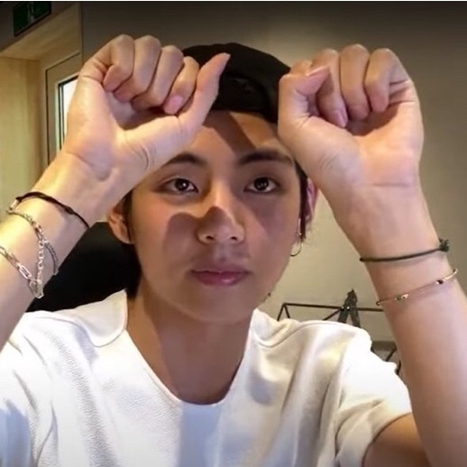 Vòng tay handmade cheap moment with Taehyung  in BTS IN THE SOOP | IN THE SOOP BRACELETS