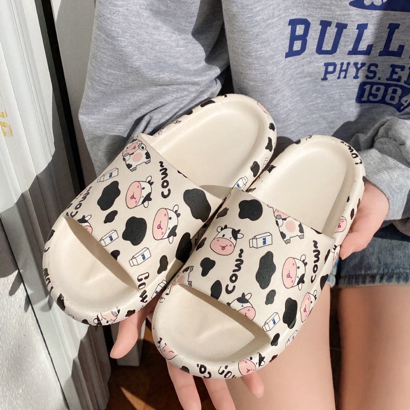 Dép bánh mỳ nam nữ "Bò Sữa Siêu Xynh" - Dép quai ngang đốm Bò Sữa Hàng Loại 1 mới nhát hiện nay