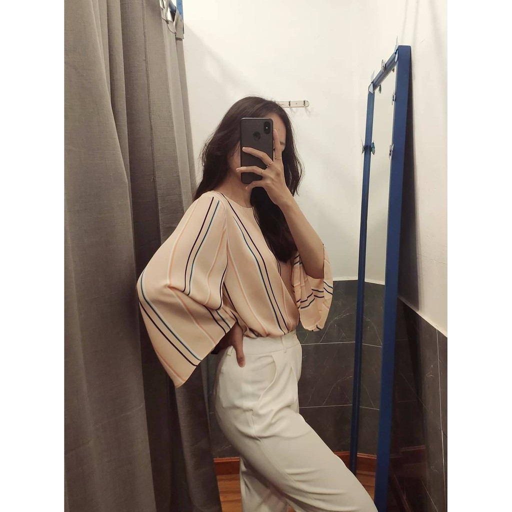 Áo voan lụa tay loe