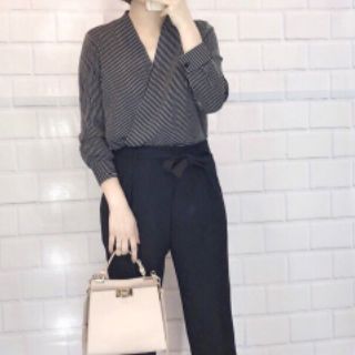 Áo cổ vạt chéo hịn đẹp