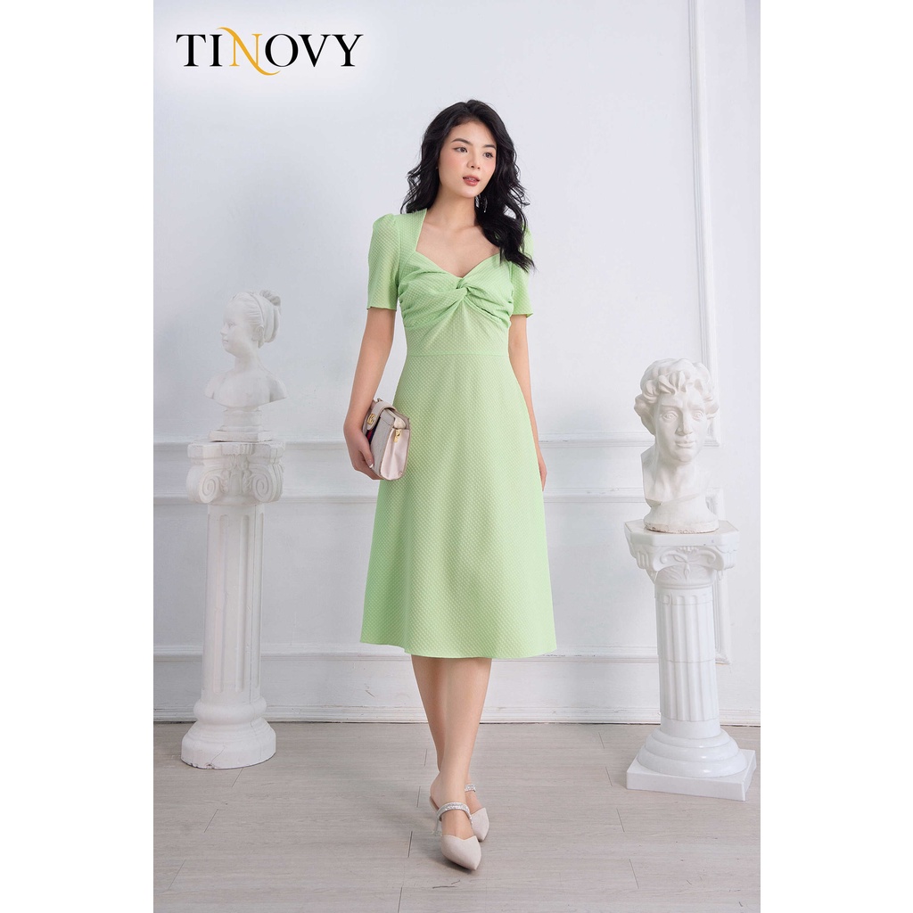 Đầm Xốp Cổ Xoắn Tay Cộc TINOVY D22611